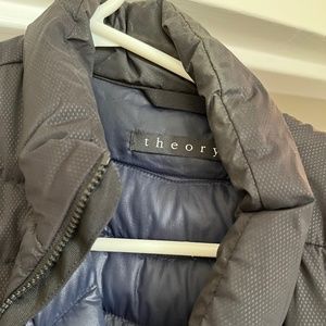 Theory Black Sleevless Zipper Vest